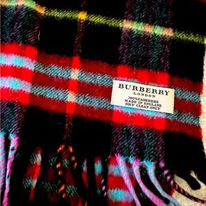 Burberry cashmere scarf